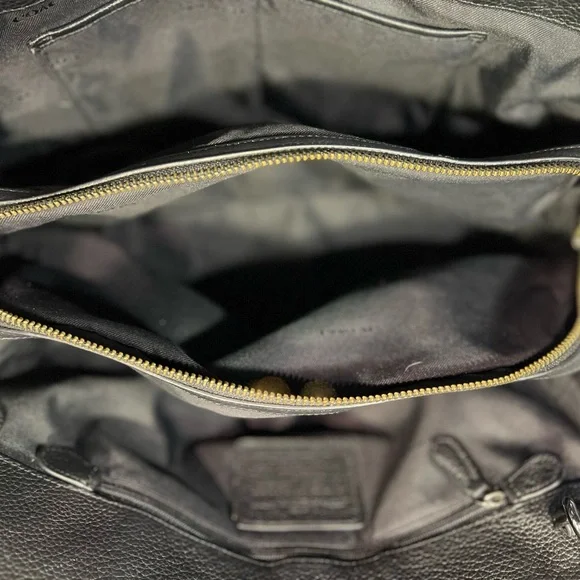 Coach large pebble leather satchel bag with dust cover - Picture 4 of 7